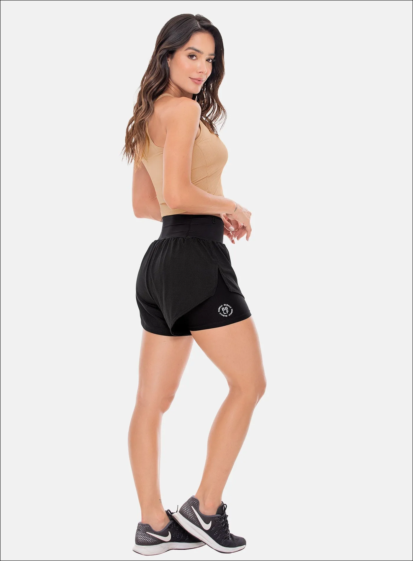 POLYESTER SPORTS SHORT WITH INTERNAL SHORTS REF: 107853